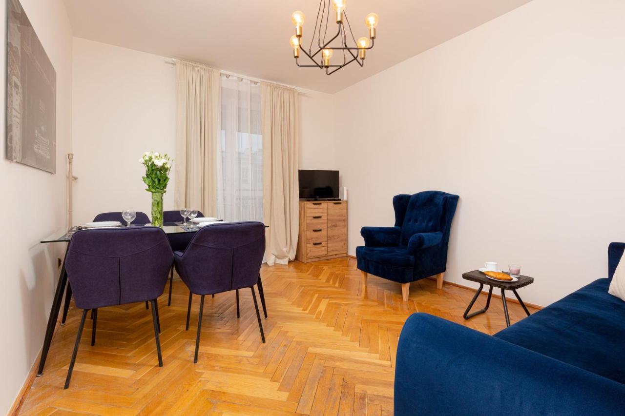 City Center Apartment Elektoralna By Noclegi Renters Варшава Екстер'єр фото